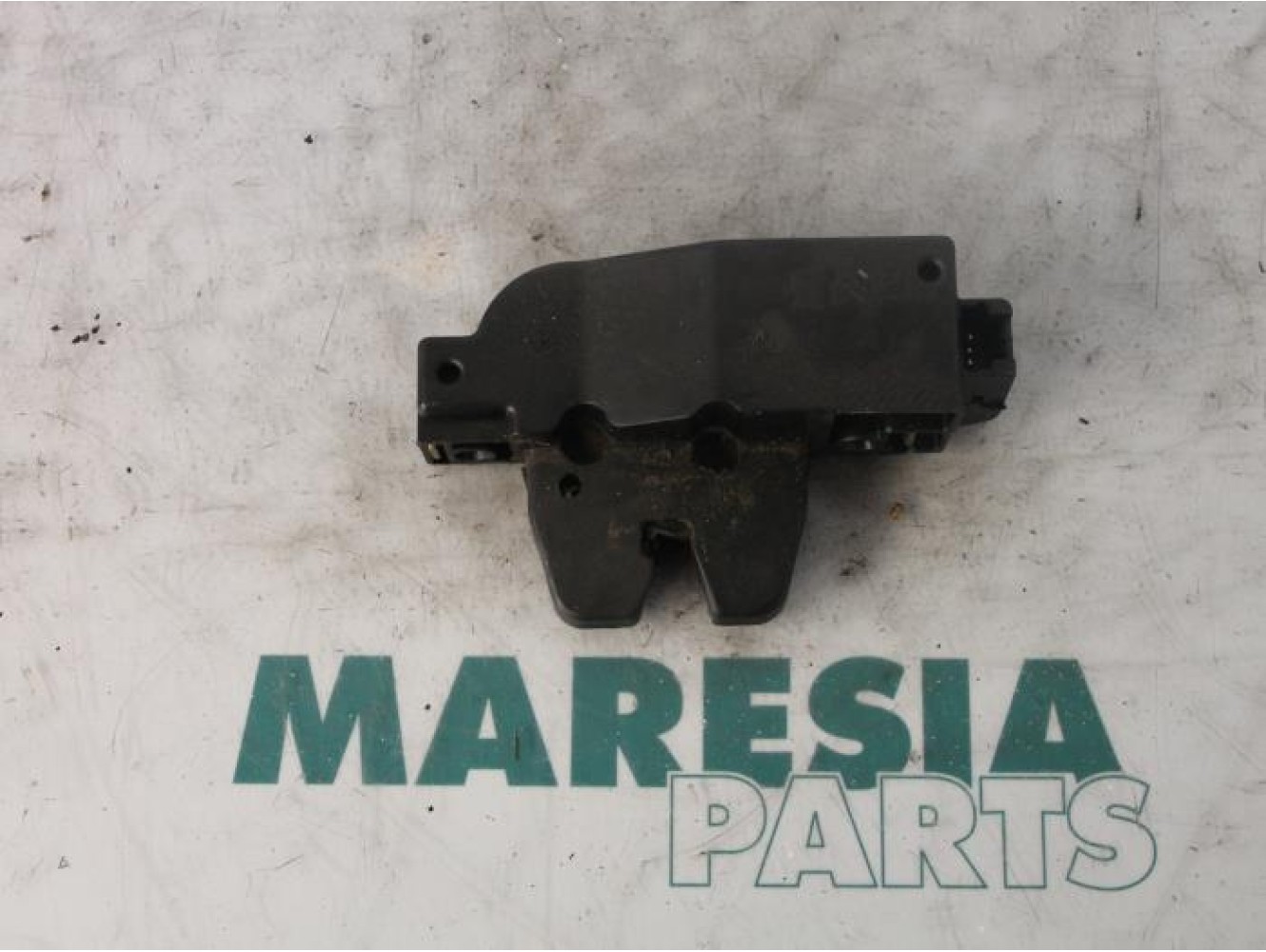 Citroen - Picasso - Tailgate lock mechanism