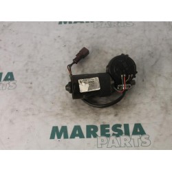 Citroen - Picasso - Front wiper motor