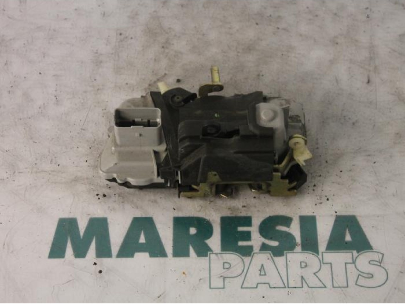 Citroen - Picasso - Door lock mechanism 4-door, front left