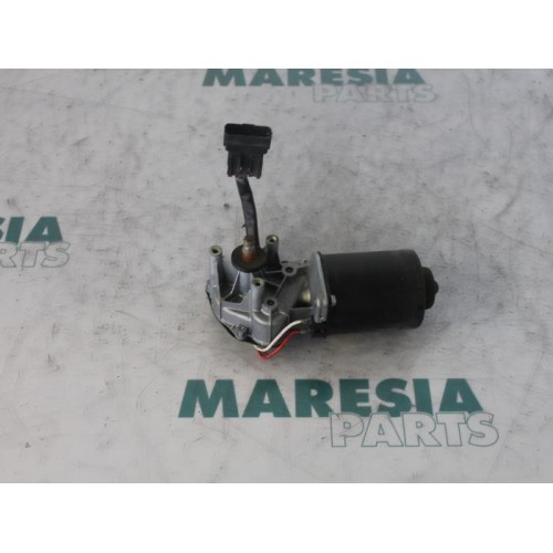 Renault - Clio - Front wiper motor
