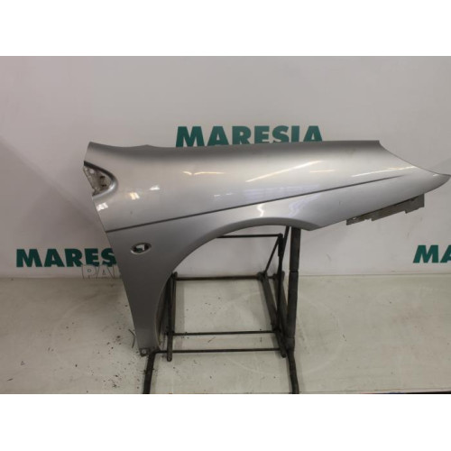 Citroen - C5 - Front wing, right