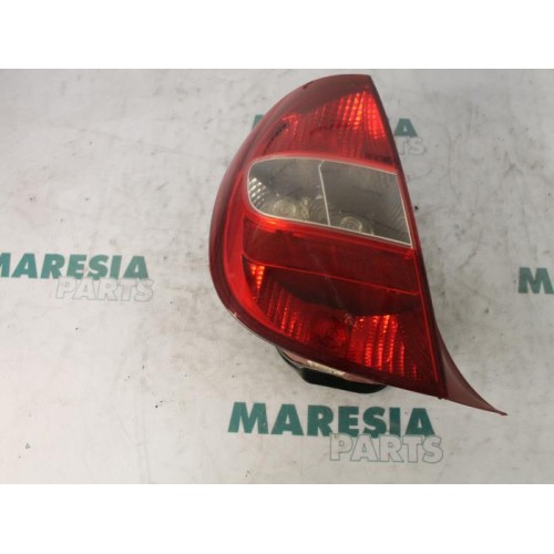 Citroen - C5 - Taillight, left