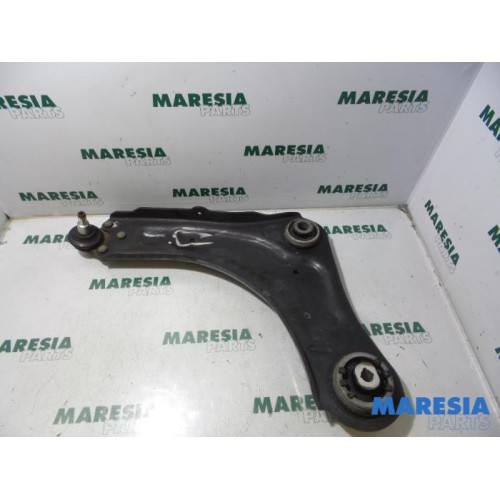 Renault - Megane Scenic - Front lower wishbone, left