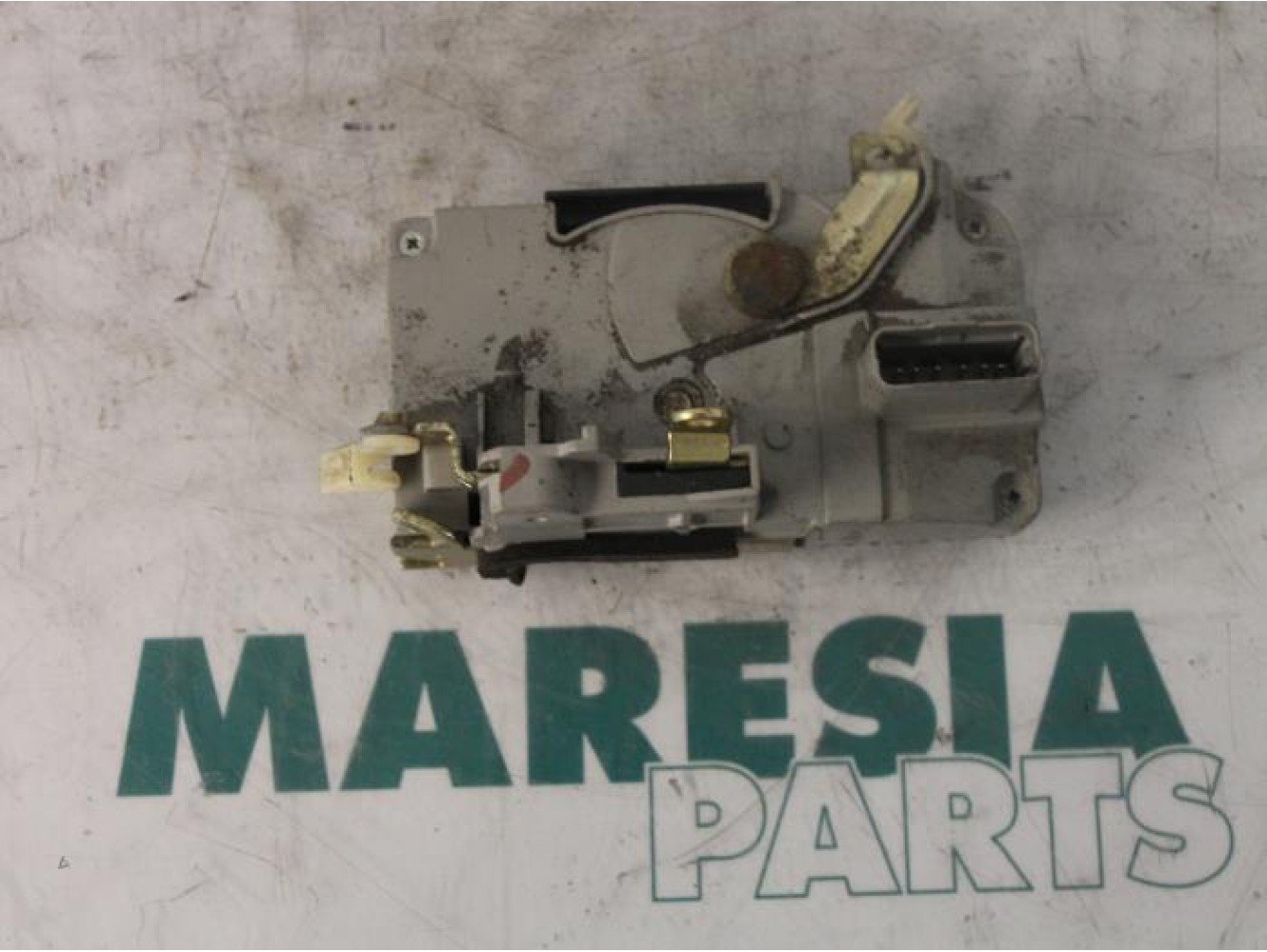 Citroen - C5 - Front door lock mechanism 4-door, right