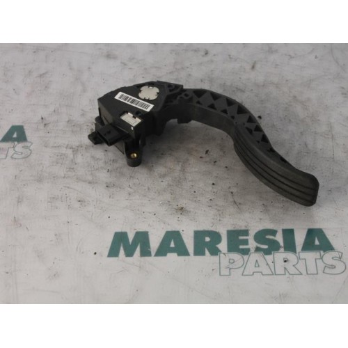 Renault - Megane Scenic - Throttle pedal position sensor