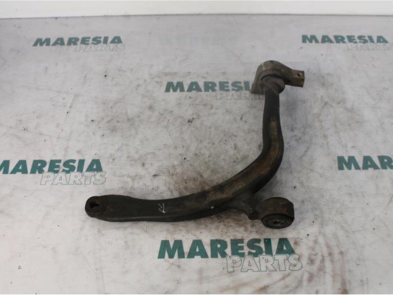Citroen - C5 - Front lower wishbone, right