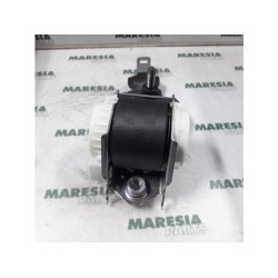 Renault - Clio - Rear seatbelt, centre