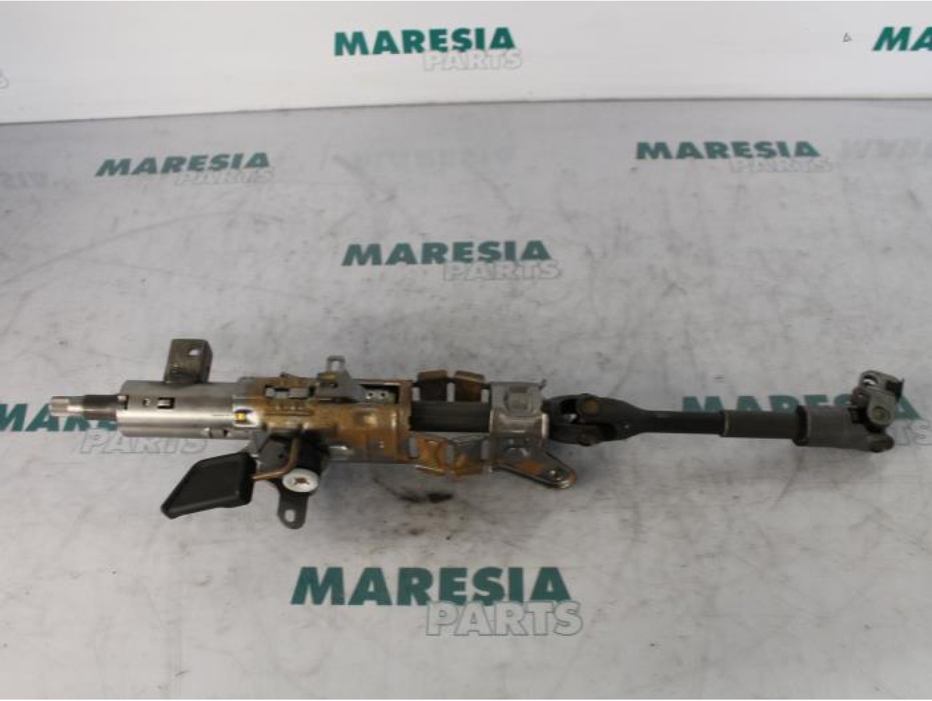 Citroen - C5 - Steering column housing