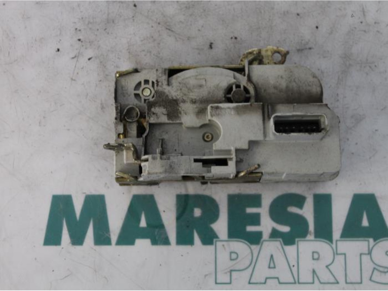 Citroen - C5 - Front door lock mechanism 4-door, right