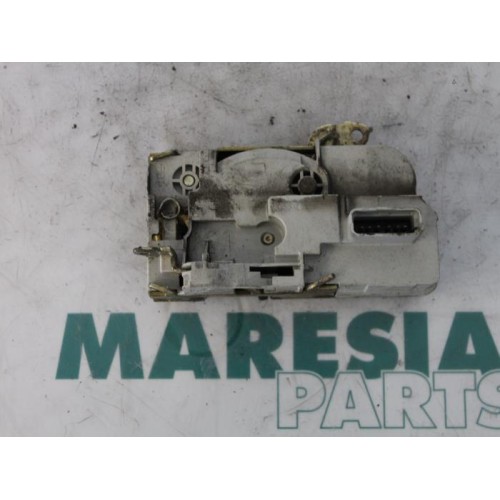 Citroen - C5 - Front door lock mechanism 4-door, right