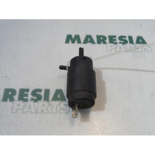 Fiat - Punto - Windscreen washer pump