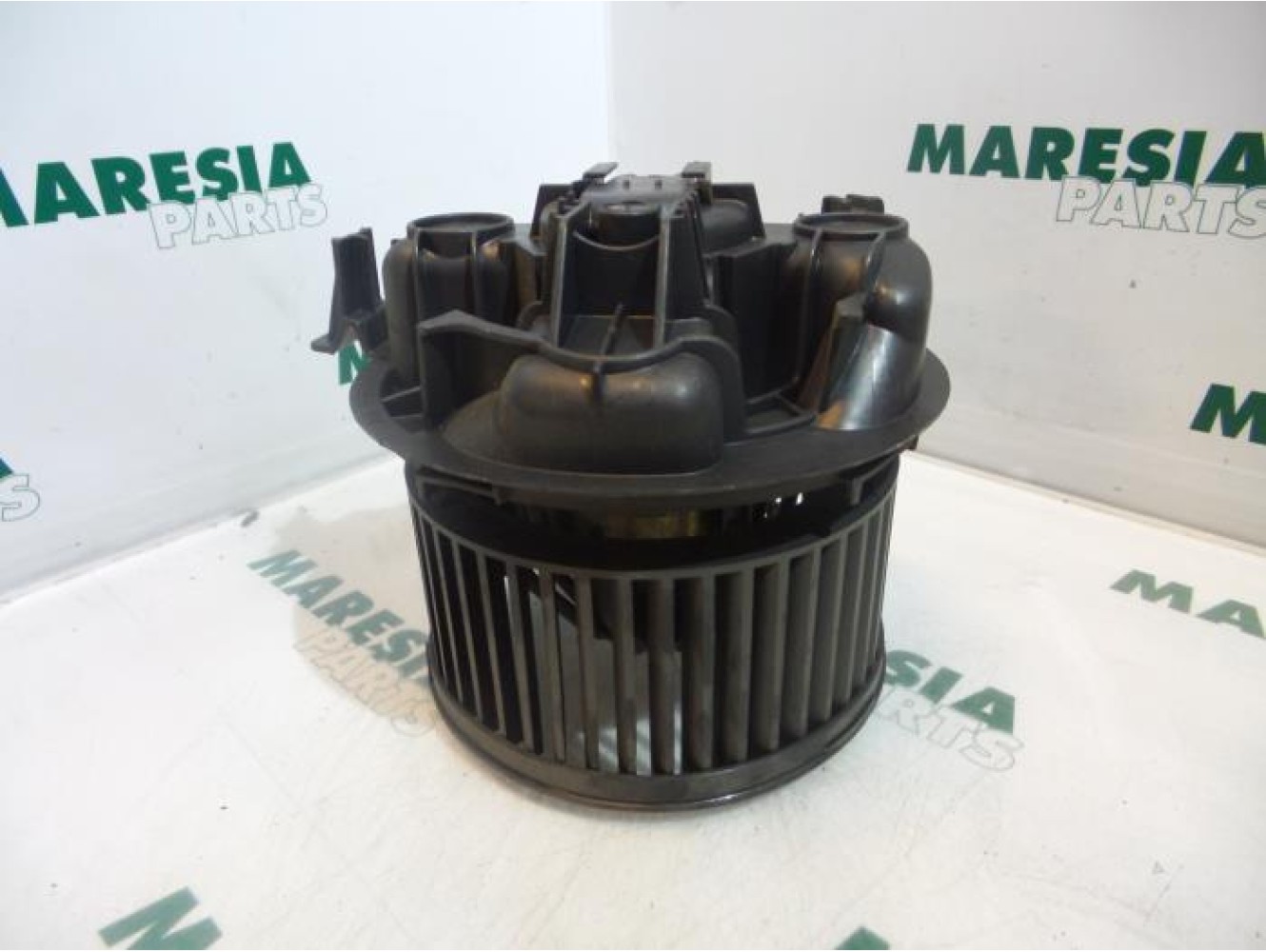 Renault - Megane - Heating and ventilation fan motor