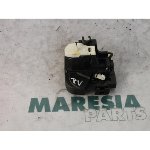 Renault - Clio - Door lock mechanism 2-door, right