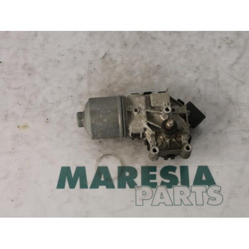 Renault - Clio - Front wiper motor