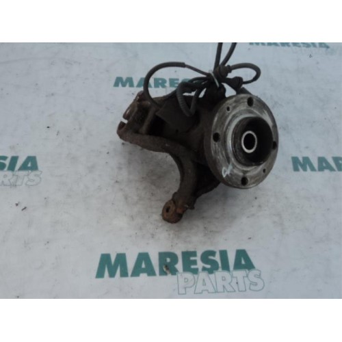 Citroen - Pluriel - Knuckle, front right