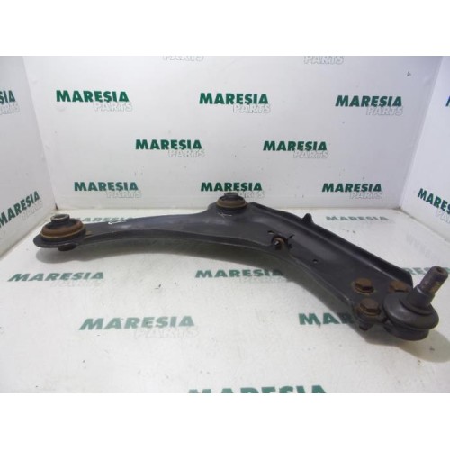 Renault - Laguna - Front lower wishbone, right