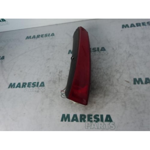 Citroen - C5 - Taillight, right