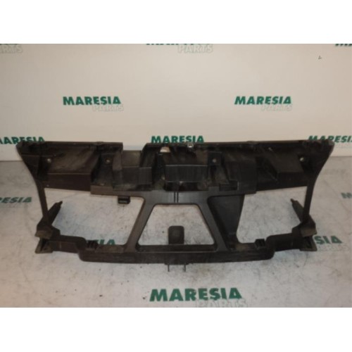 Renault - Megane Scenic - Frontpaneel