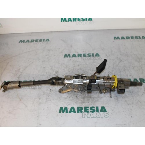 Citroen - C5 - Steering column housing