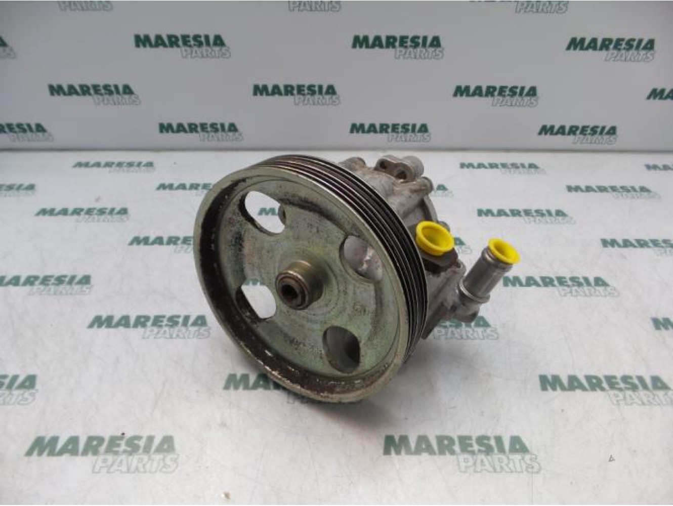Citroen - C5 - Power steering pump