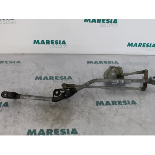 Renault - Megane Scenic - Wiper mechanism