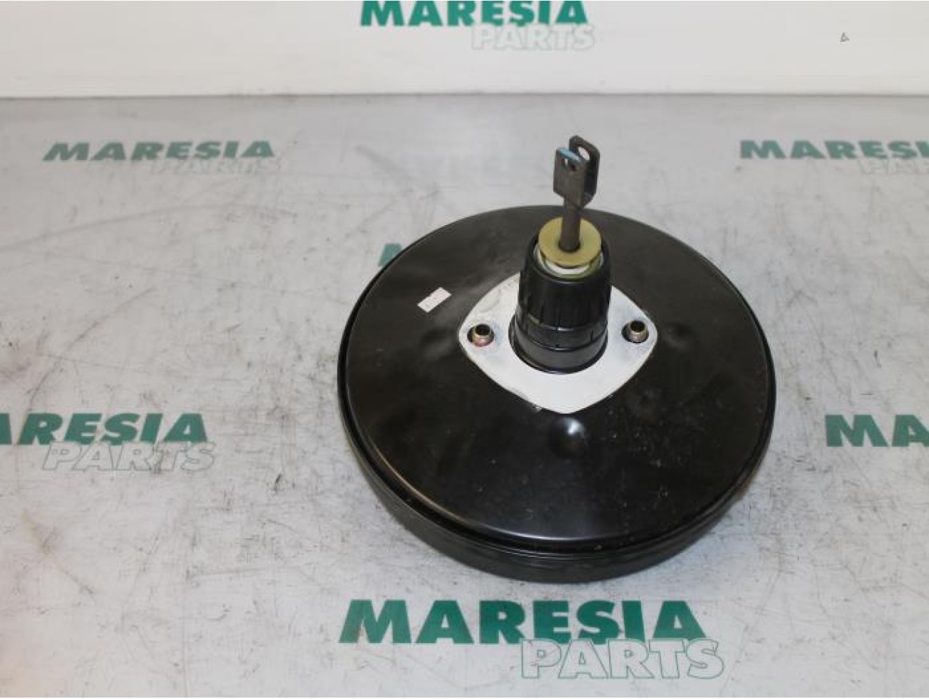 Renault - Megane Scenic - Brake servo