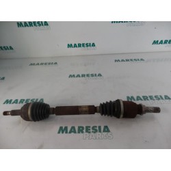 Renault - Megane Scenic - Aandrijfas links-voor