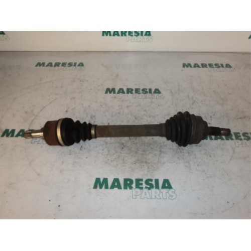 Peugeot - 307 - Front drive shaft, left