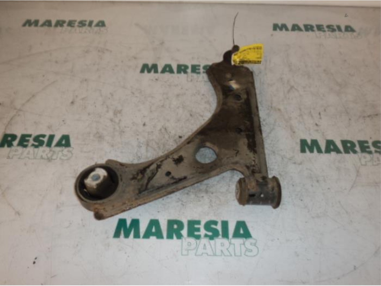 Fiat - Punto - Querlenker unten links vorne