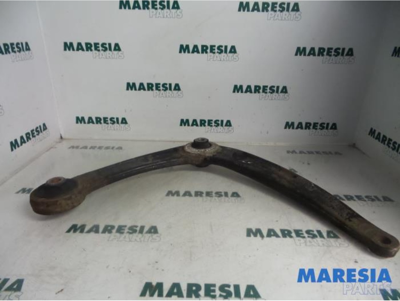 Peugeot - 307 - Front lower wishbone, right