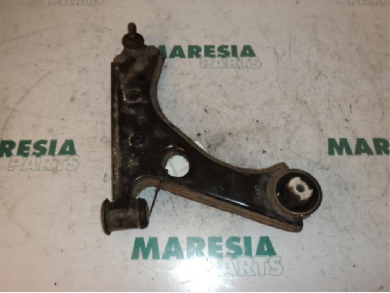 Fiat - Punto - Front lower wishbone, right