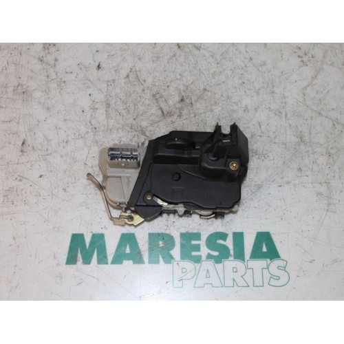 Peugeot - 307 - Front door lock mechanism 4-door, right