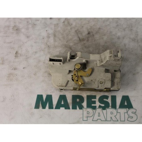 Peugeot - 307 - Rear door mechanism 4-door, right