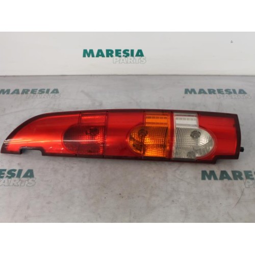 Renault - Kangoo - Taillight, right