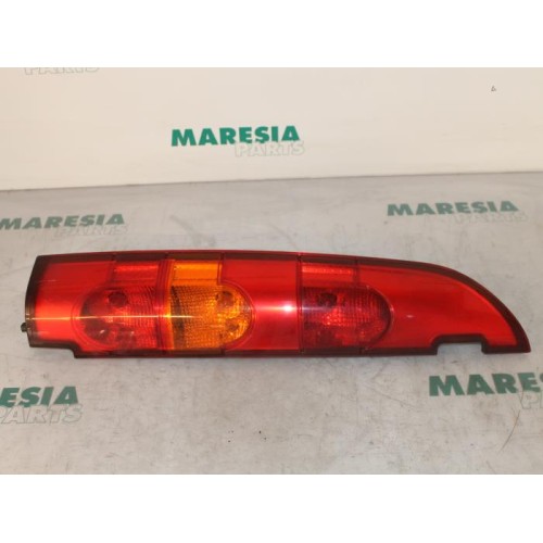 Renault - Kangoo - Achterlicht links