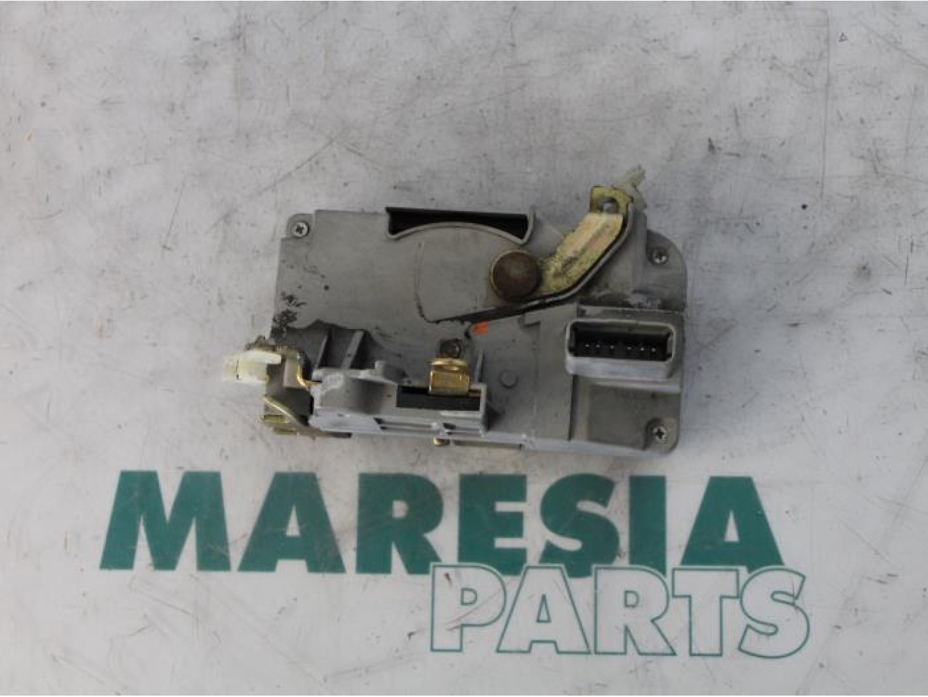 Citroen - C5 - Front door lock mechanism 4-door, right