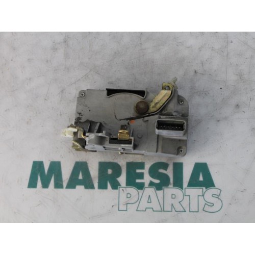 Citroen - C5 - Front door lock mechanism 4-door, right
