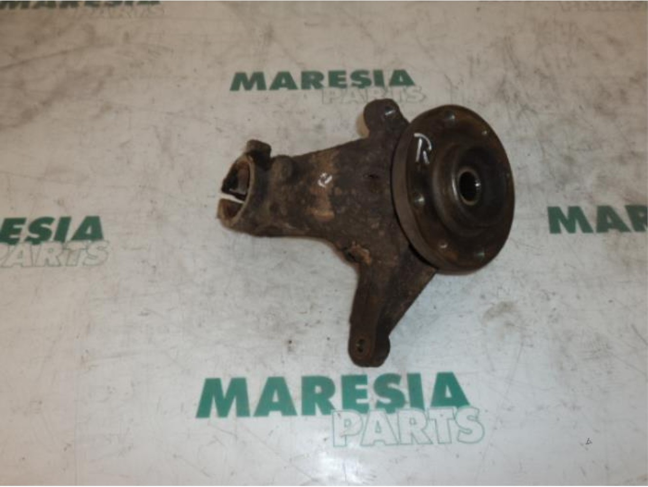 Peugeot - 206 - Fusee rechts-voor