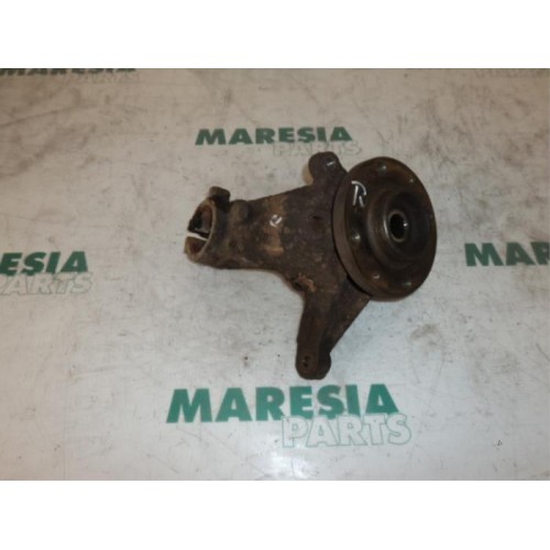 Peugeot - 206 - Knuckle, front right