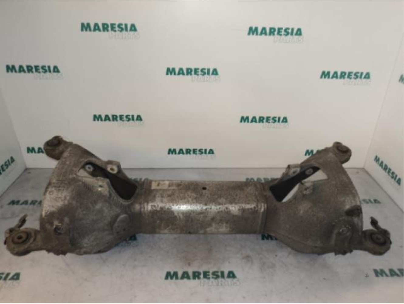 Citroen - C5 - Rear support beam