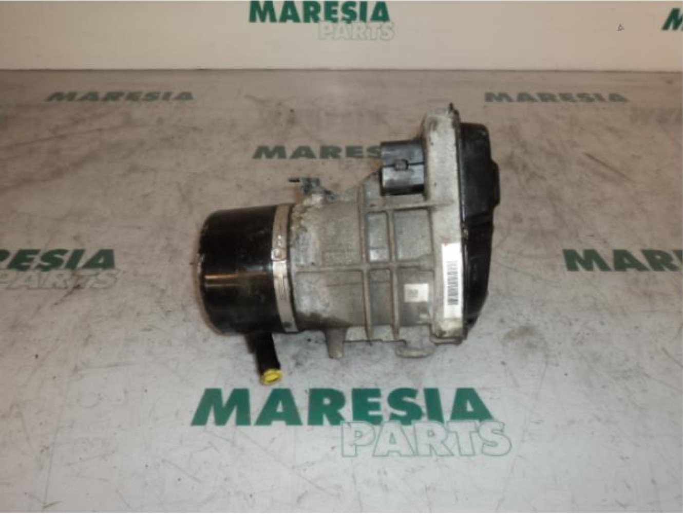 Citroen - C5 - Power steering pump
