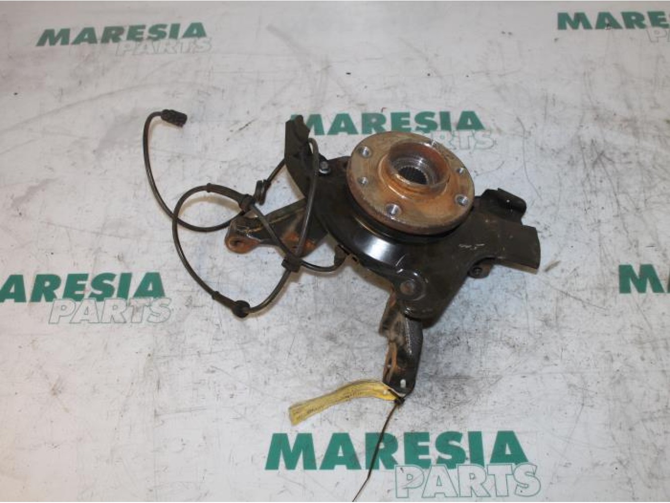 Fiat - Bravo - Knuckle, front right