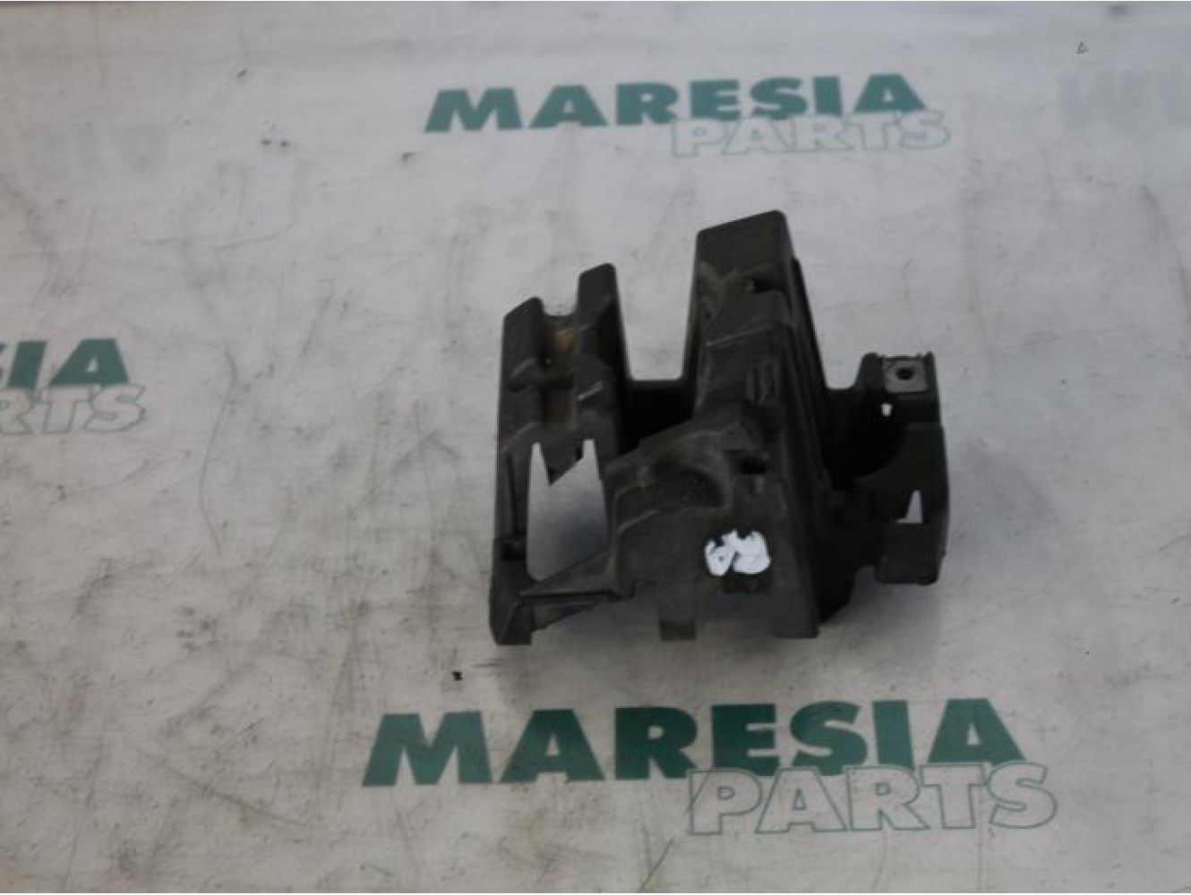 Citroen - C5 - Rear bumper frame