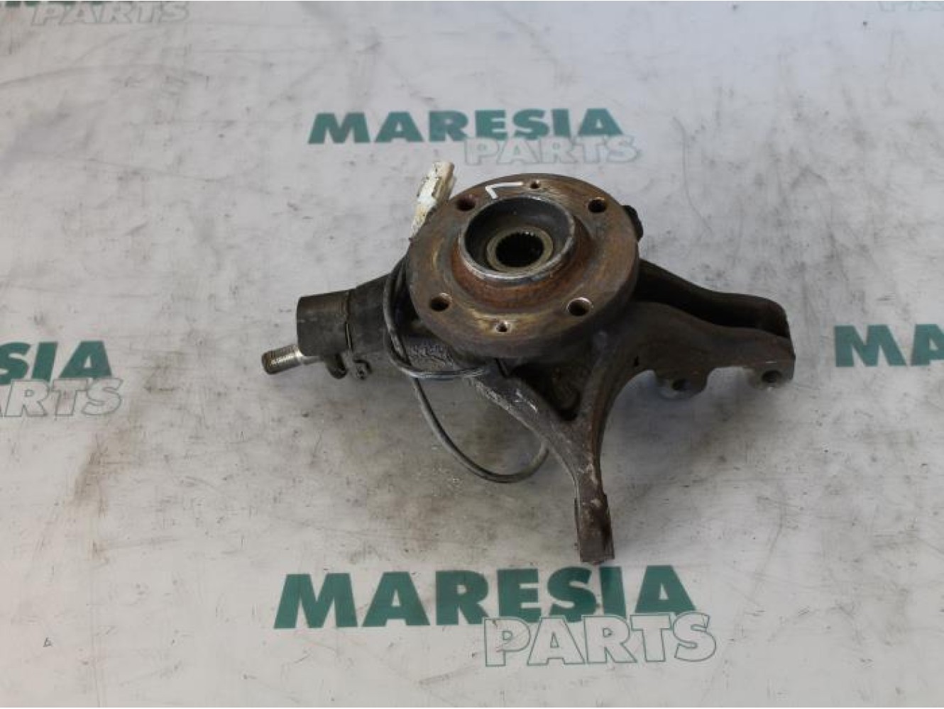 Peugeot - 307 - Knuckle, front left