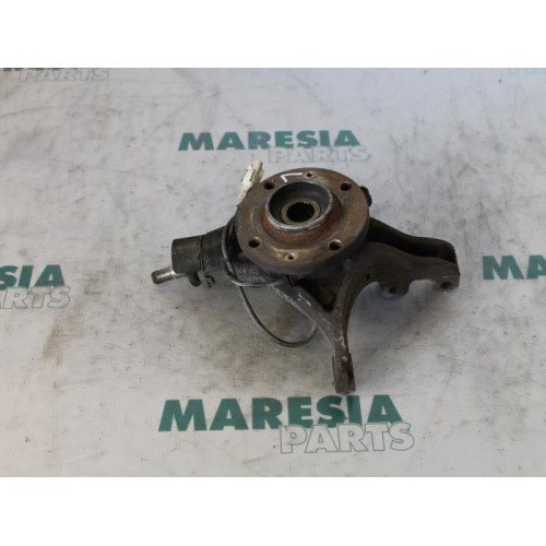 Peugeot - 307 - Knuckle, front left