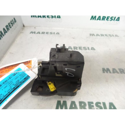 Renault - Megane Scenic - Rear door lock mechanism 4-door, left