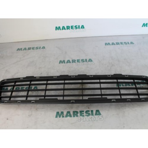 Fiat - Punto - Grille