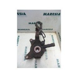 Renault - Megane Scenic - Knuckle, front right