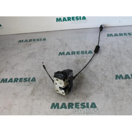 Renault - Espace - Rear door lock mechanism 4-door, left