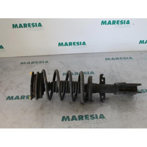 Renault - Espace - Front shock absorber rod, left